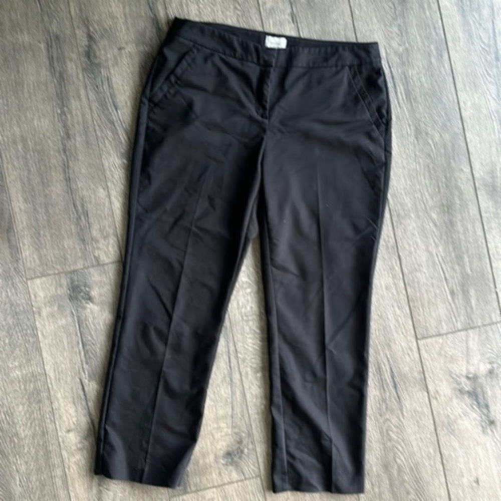 Chico's pants black slacks size 12 "so slimming" style short career dress pants
